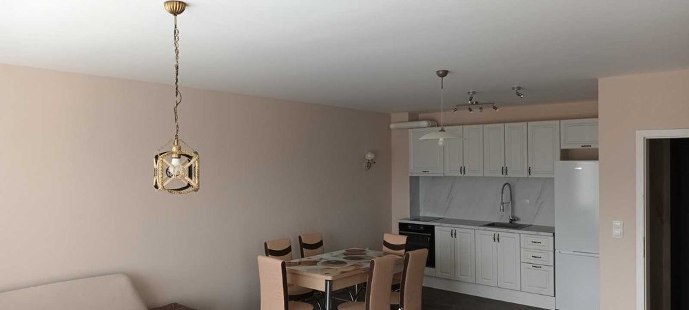 Дава се под наем Двустаен апартамент в Пловдив, Кючук Париж - 74 кв.м за 438.6 € - Снимка #2