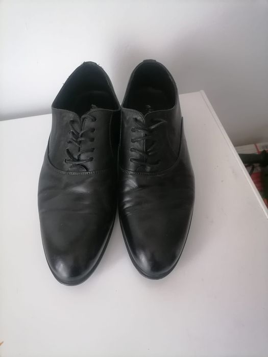 Pantofi bărbătești