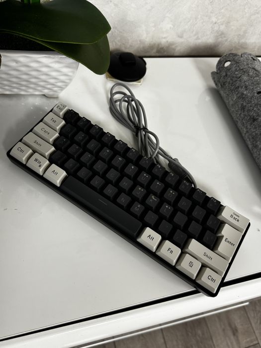 Tastatura Gaming RGB Noua