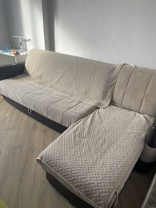Продам угловой диван