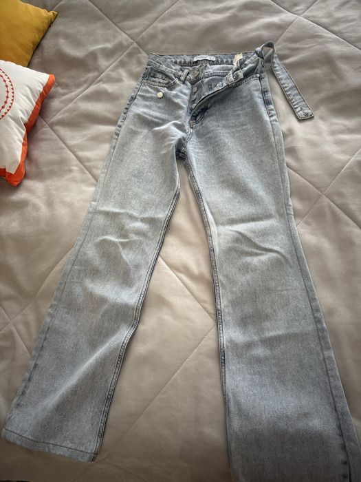 Женские джинсы разные модели