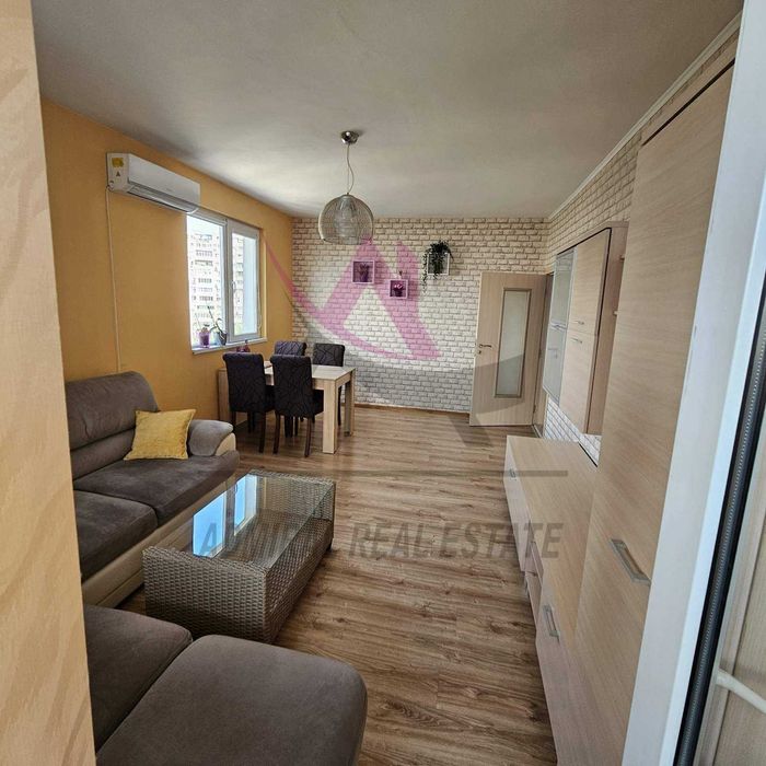 Дава се под наем Двустаен апартамент в Варна, Център - 64 кв.м за 523.26 € - Снимка #2