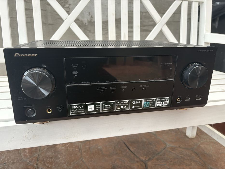 Pioneer VSX-923.