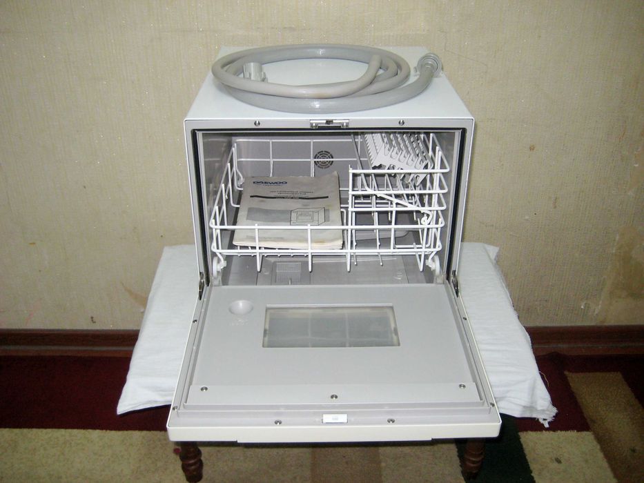 Idish yuvish mashinasi DAEWOO asl Koreyskiy deyarli yangi holatda!
