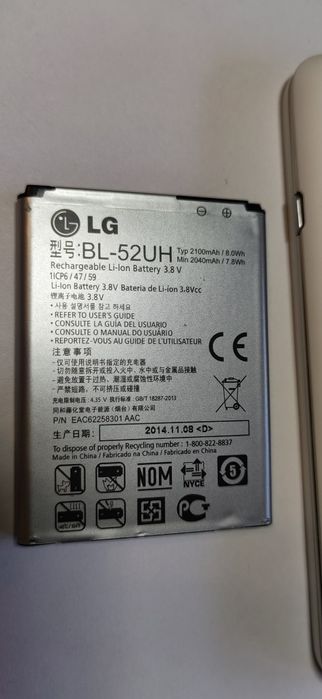 Продавам телефон LG