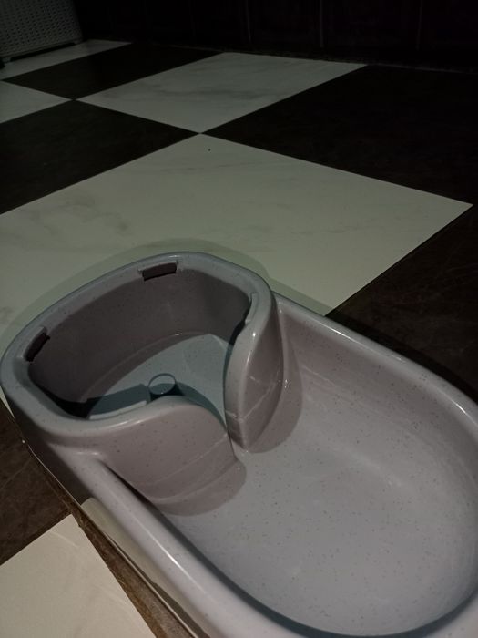 Поилка для кота новый