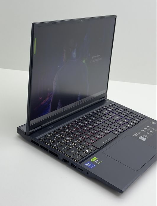 Acer PREDATOR | Intel Ultra 9 275HX | RTX 5060 DDR5 16GB 1TB M.2 SSD