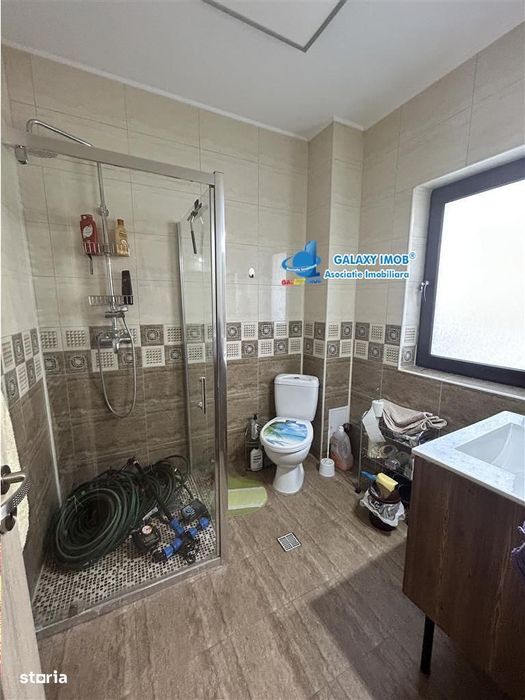 Duplex 4 camere-Mansarda utila-Curte amenajata-Pivnita-str Safirului