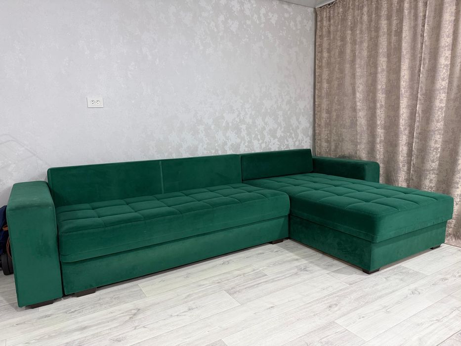 Продам диван, состояние хорошее.
