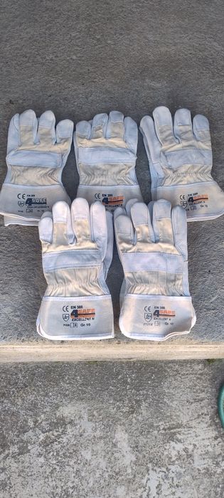 Vând set 5 perechi de mănuși 4Safe, preț Negociabil!