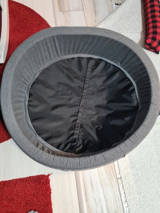 Vând piscina uscata cu bile