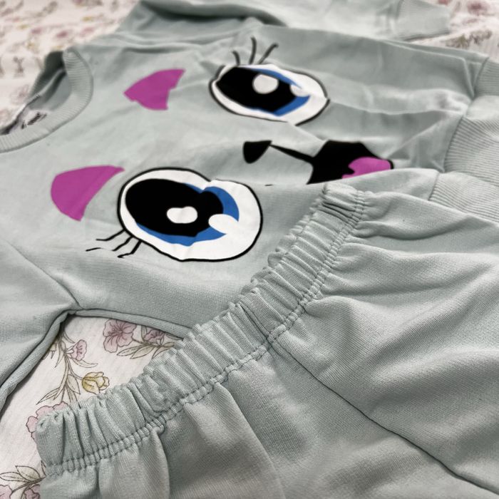 Вещи на девочку. Каждая 3000.