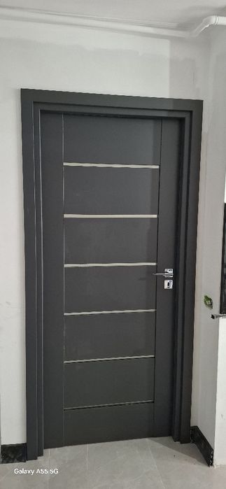 Montez uși de  interior si usi metalice