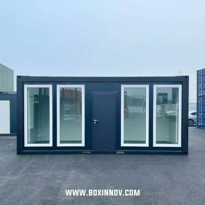 Producători containere pe orice dimensiune. Container vitrina , Contai