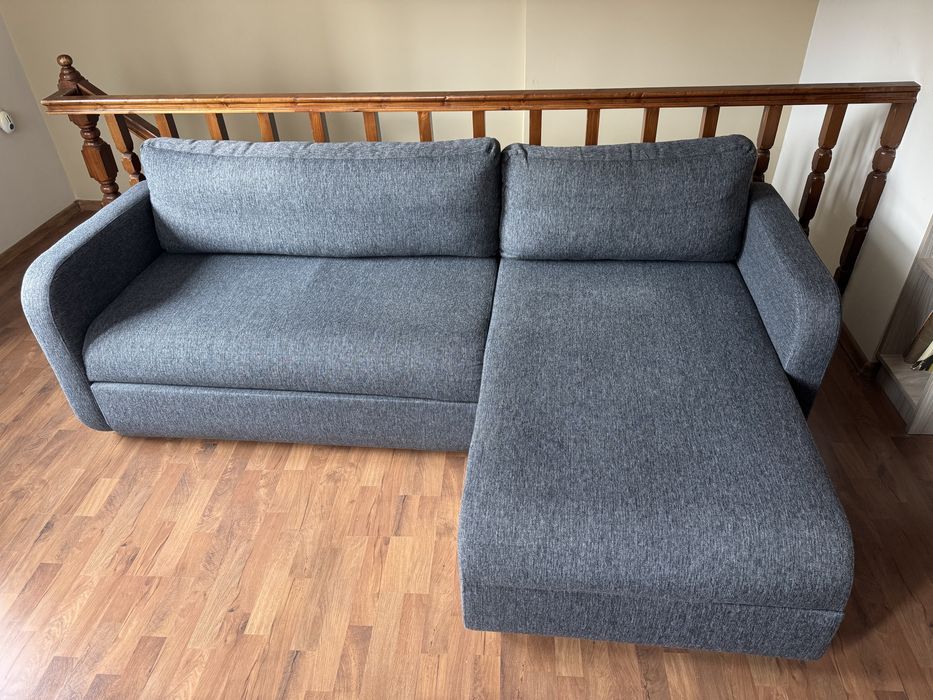 Разтегателен диван