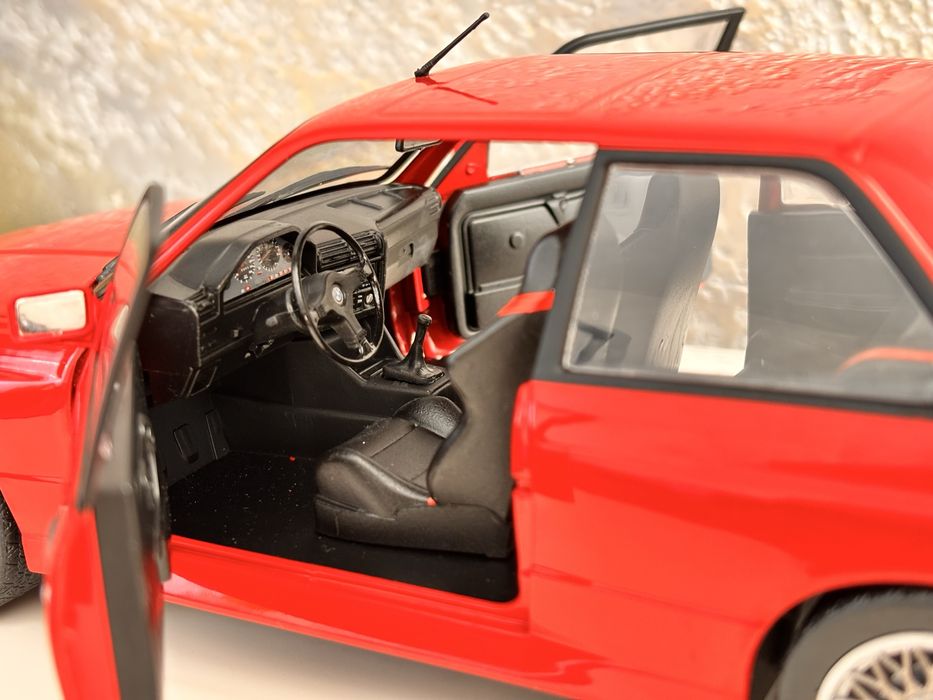 Vand macheta BMW M3 e30 1:18 Solido