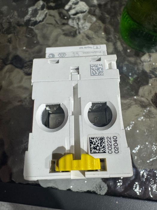 Vând întrerupător diferențial (RCD/RCCB) Schneider Electric iID 25A, 30mA, 2 poli