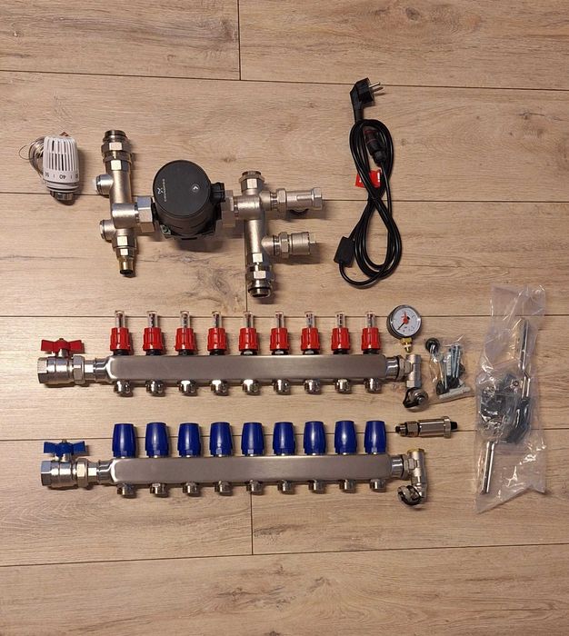 Vand distribuitor inox premium Magnum de 9 circuite NOU