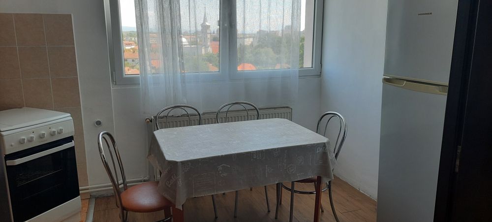 Inchiriez Garzoniera la Burdea