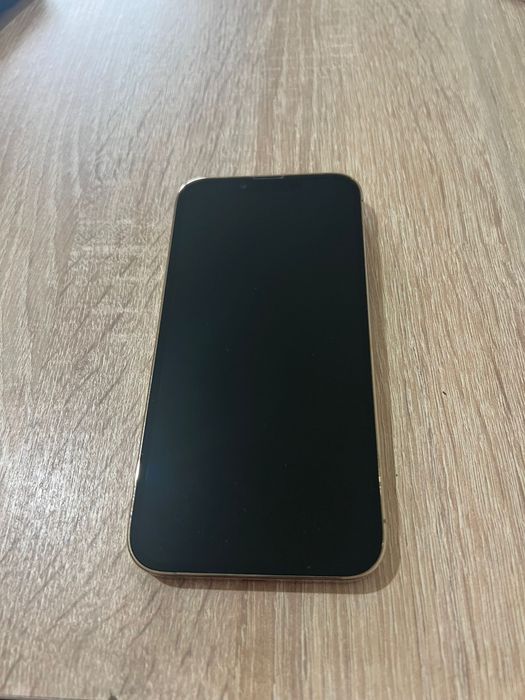 Vand sau schimb Iphone 13 pro gold 128 gb