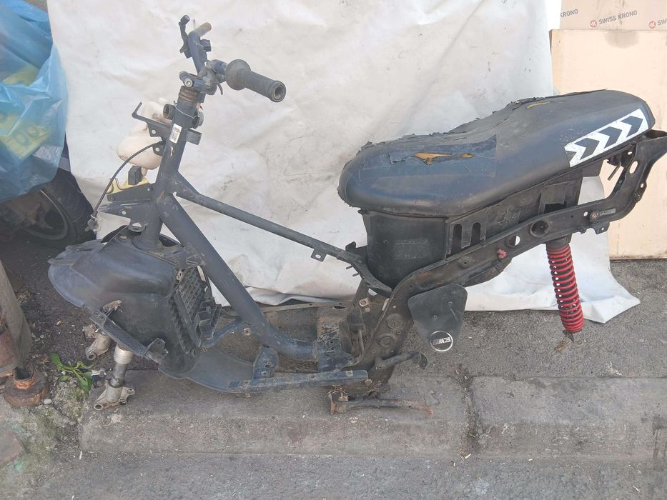 Cadru Scuter Gilera Runner.