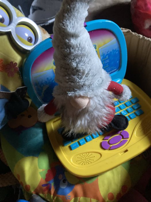 Vand loturi de jucarii p.s. (Stare foarte buna)