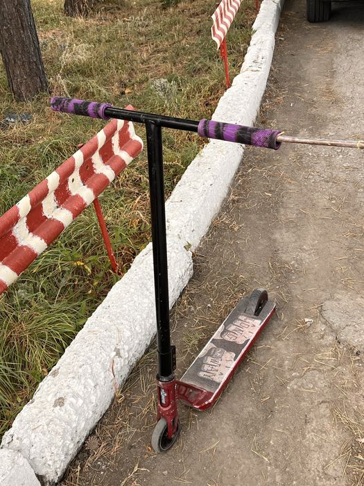 Самокат трюковой