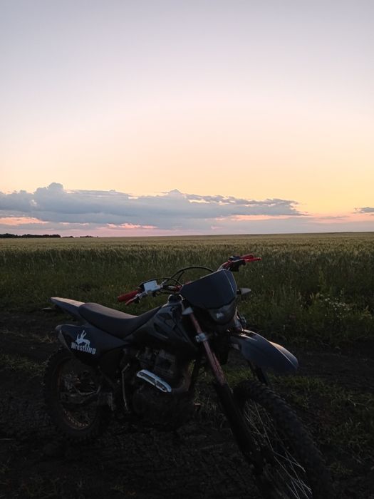 Продам эндуро 250