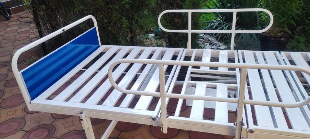 Кровать йоток холатидаги инсонла учун