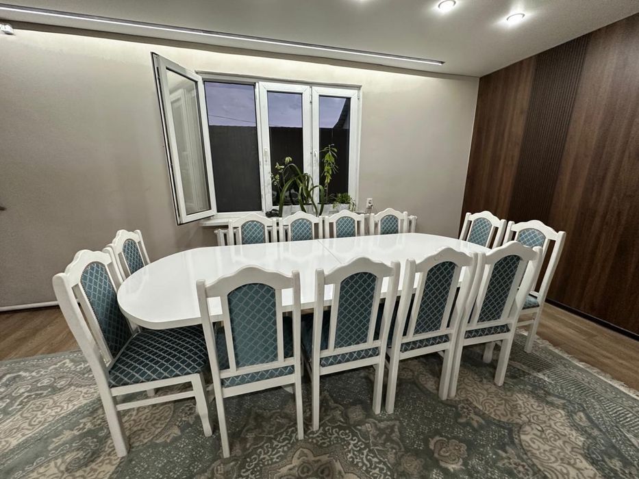 Стол со стулями со скидкой