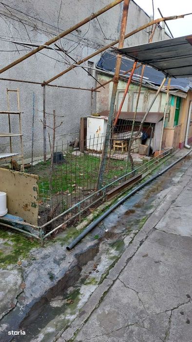 Braila, Teren  390 mp cu casa degradata - CENTRAL