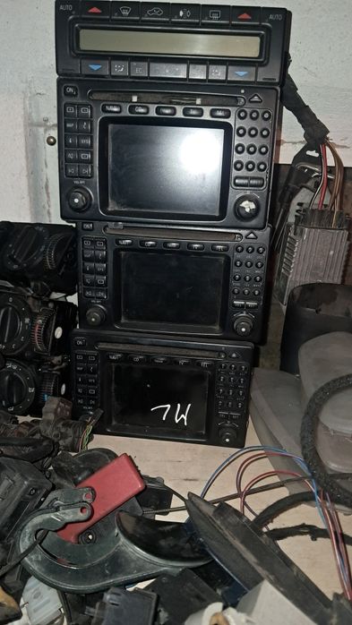 Мерс.210 Подлокотники рест.