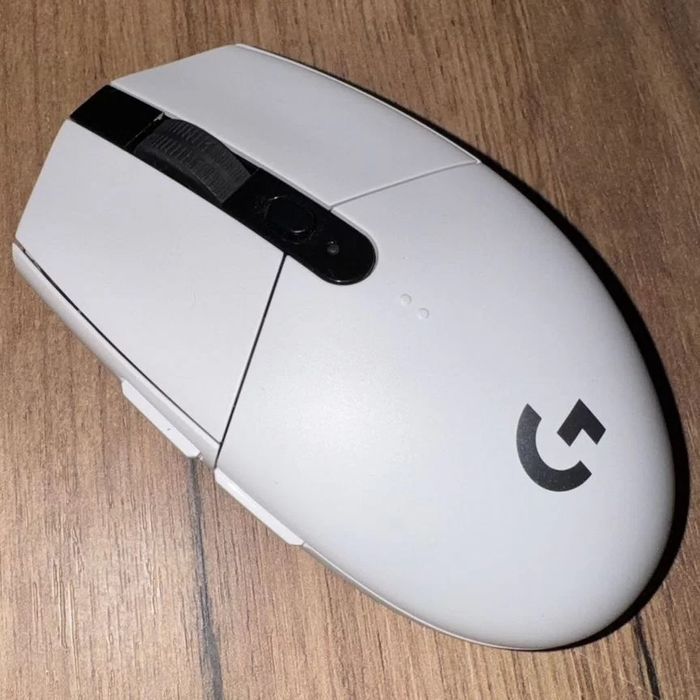 Logitech G305 мышь