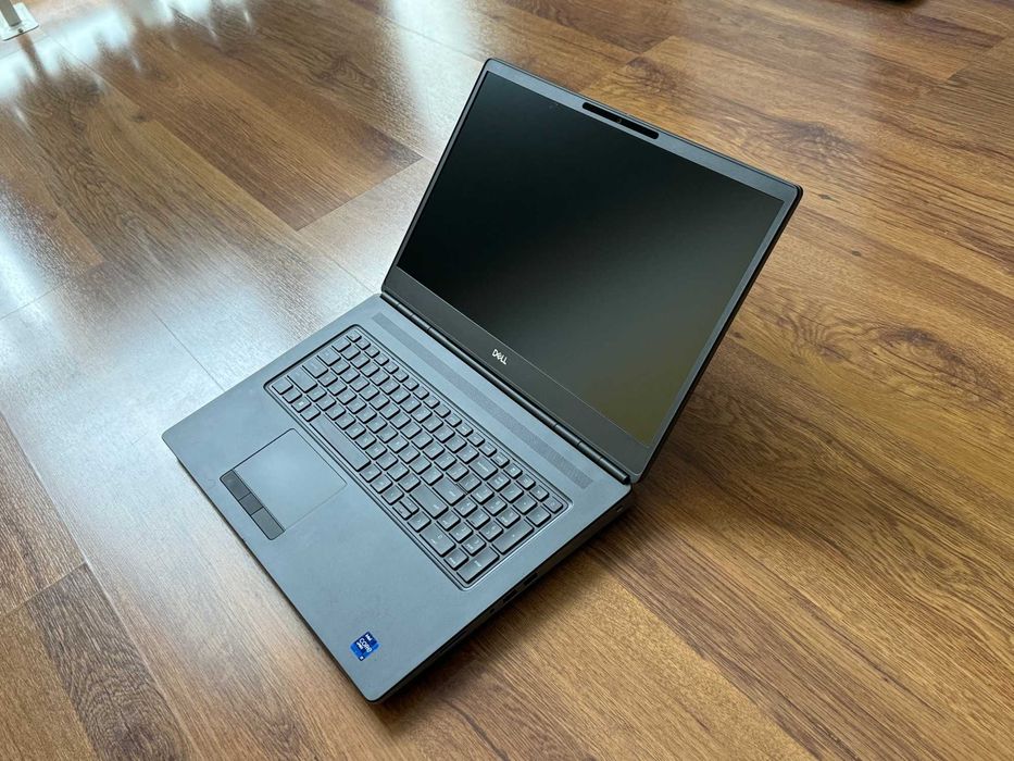 17.3' i9-11950H DELL Precision 7760 64GB DDR4/512GB NVMe/RTX A4000 8GB