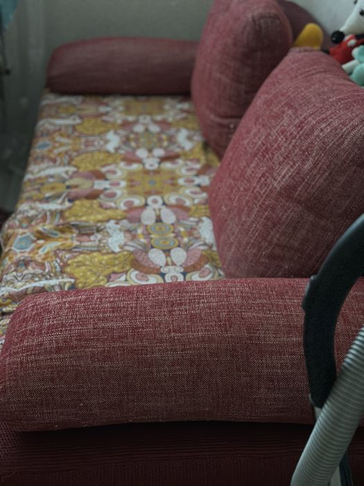 Тахта в хорошем состочнии