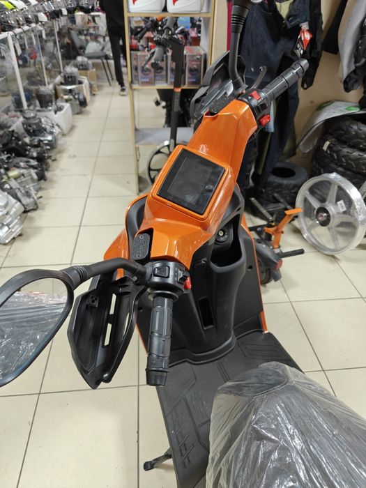 Скутер, мопед Танк с номерами на учёте стоит, категория А1