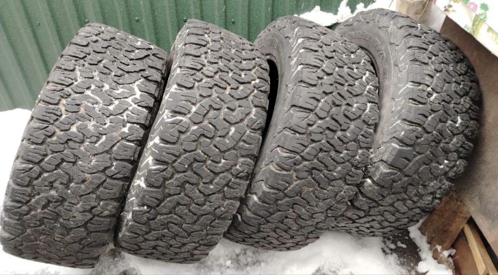Продам 4 балона Bfgoodrich