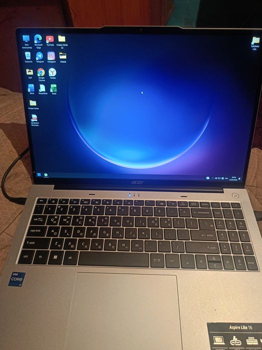 Acer 12 покалено