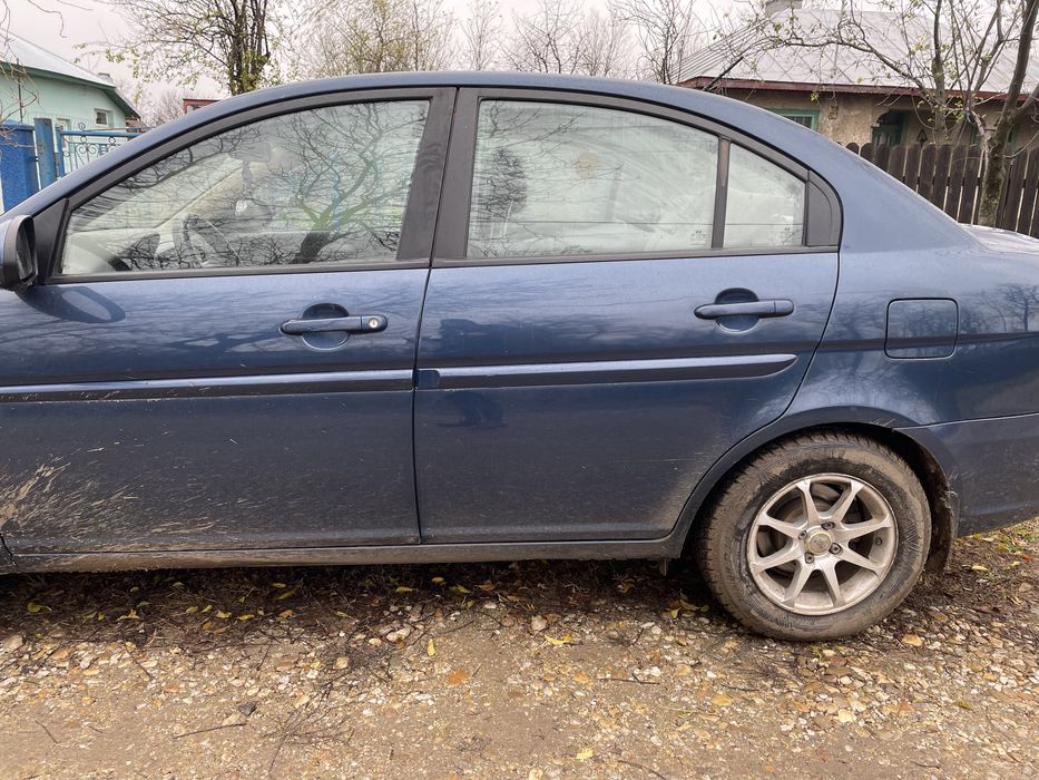 Hyundai accent 1.6 automat dezmembrez