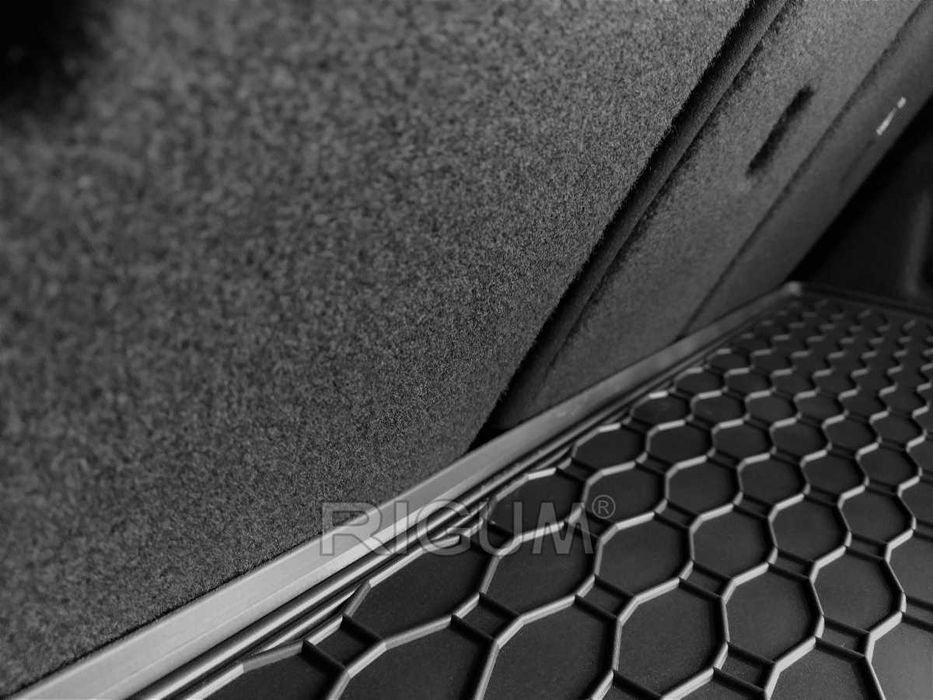 Гумени стелки или багажник BMW 2 Active Tourer F45 след 2015г.