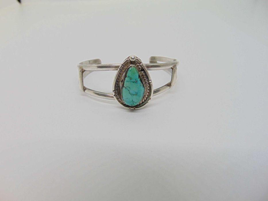 Bratara navajo din argint cu turcoaz