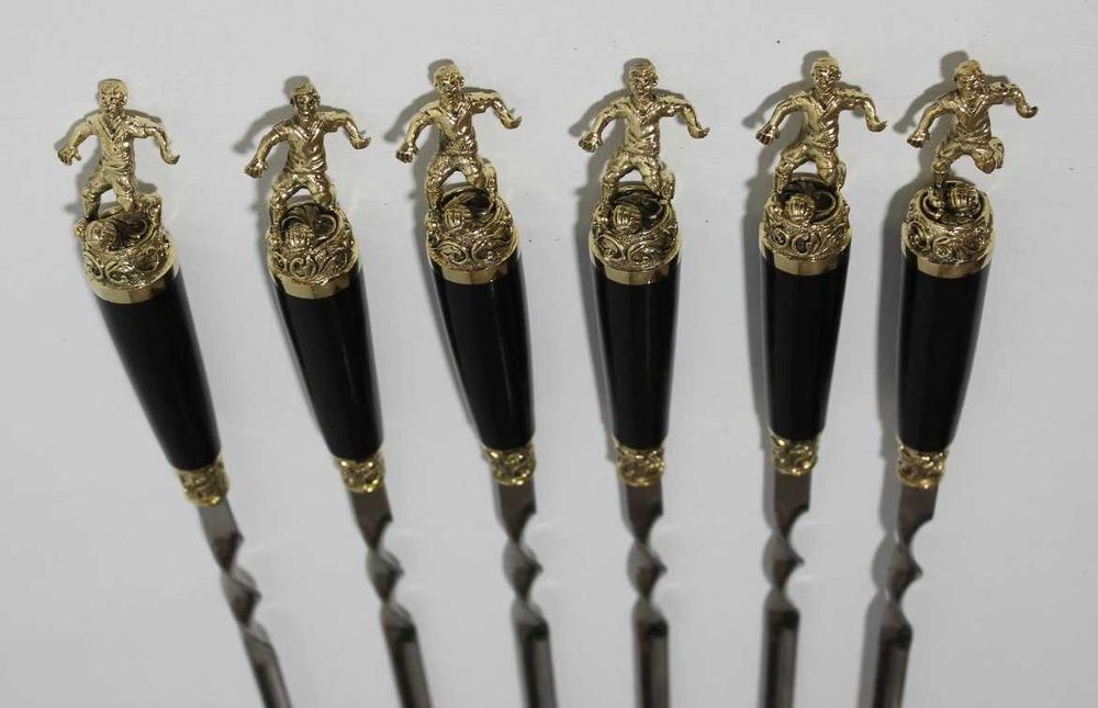 Элитный подарок для мужчин - набор шампуров "Футболисты"