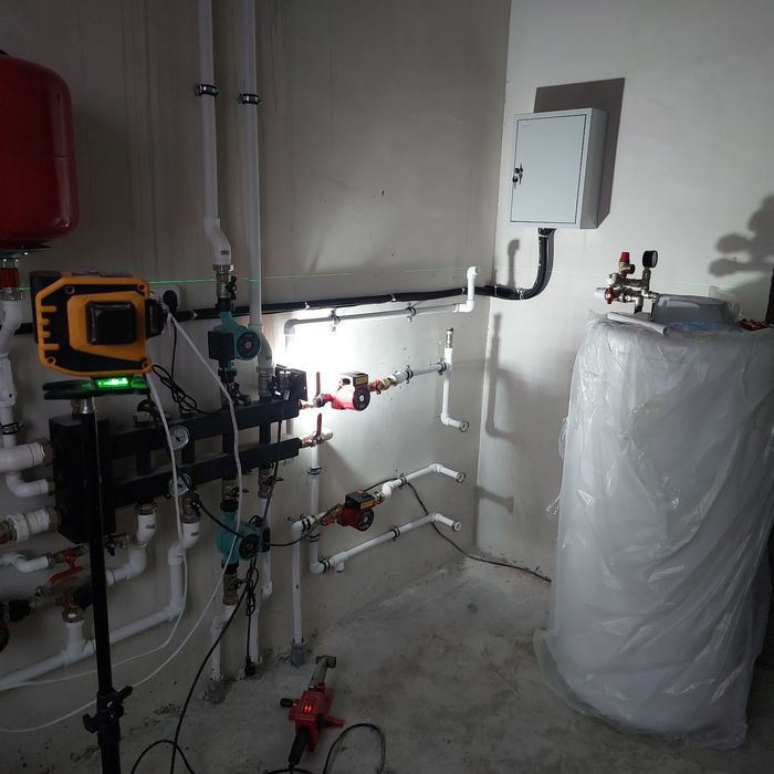 Отопление, водоснабжение.