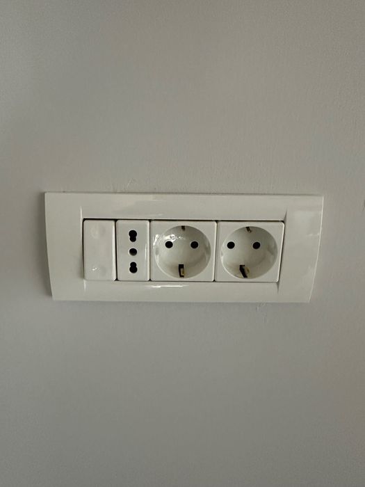 Electrician autorizat ANRE- intervenții rapide, tablouri, prize, etc.