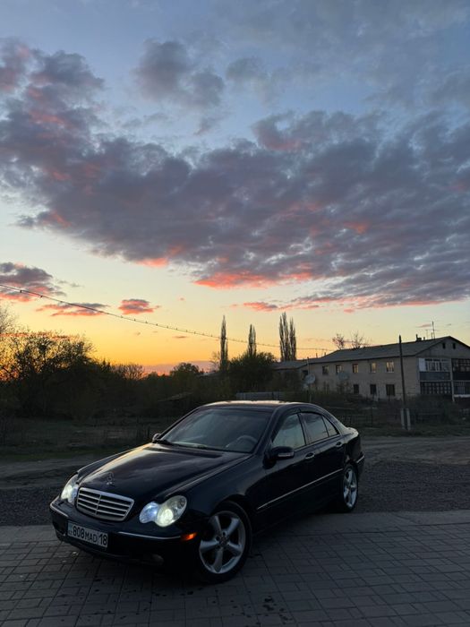 Mercedes Benz c 240