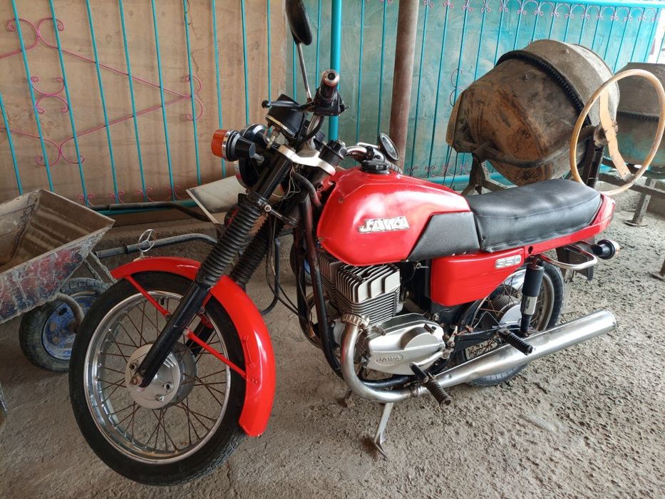 JAWA мотоцикл сотилади