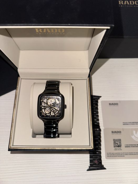 Часы Rado True Square Automatic Open Heart (версия с бриллиантами)