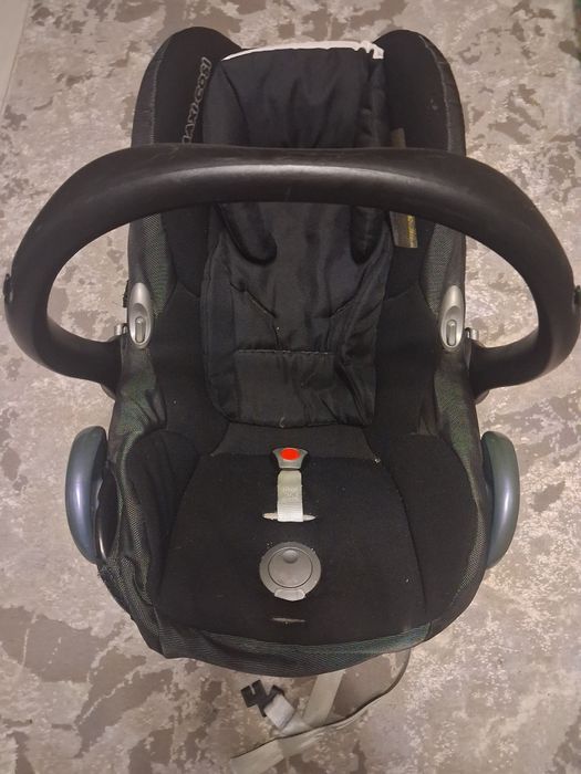 Vand  scoica auto Maxi cosi preț 100 lei
