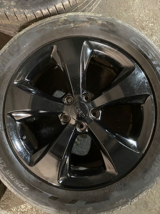 Set jante aliaj pe 18 cu senzori de presiune 22374B 18x7.J ET 41 pentru Jeep Cherokee 2016