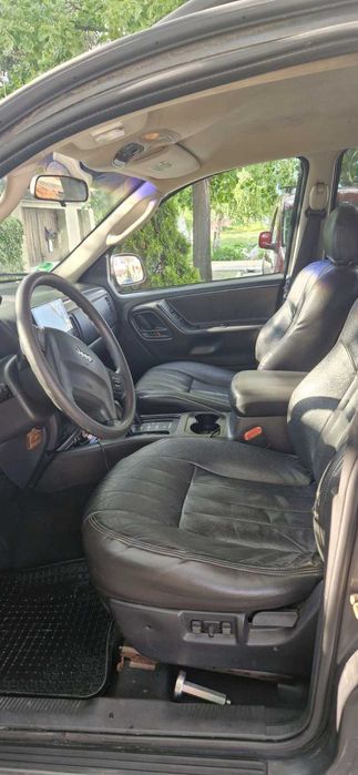 JEEP Grand Cherokee